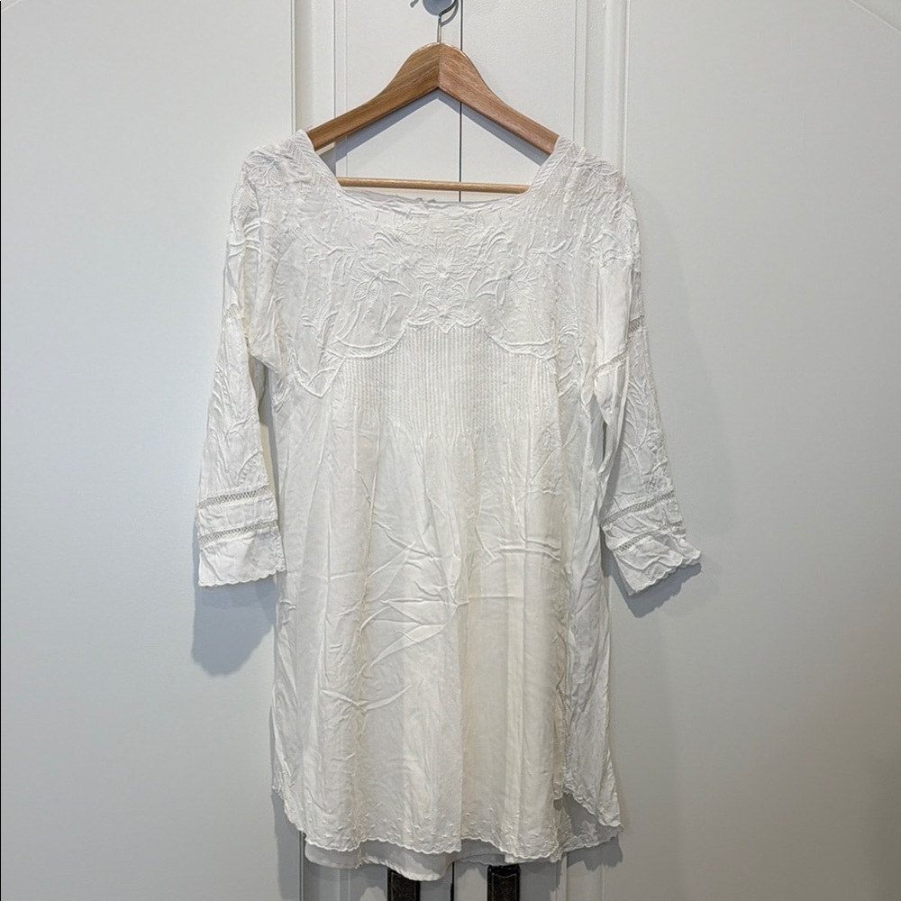 White Embroidered Women’s Tunic Top
